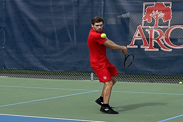 Men's Tennis Clinches 10th Conference Title in A Row