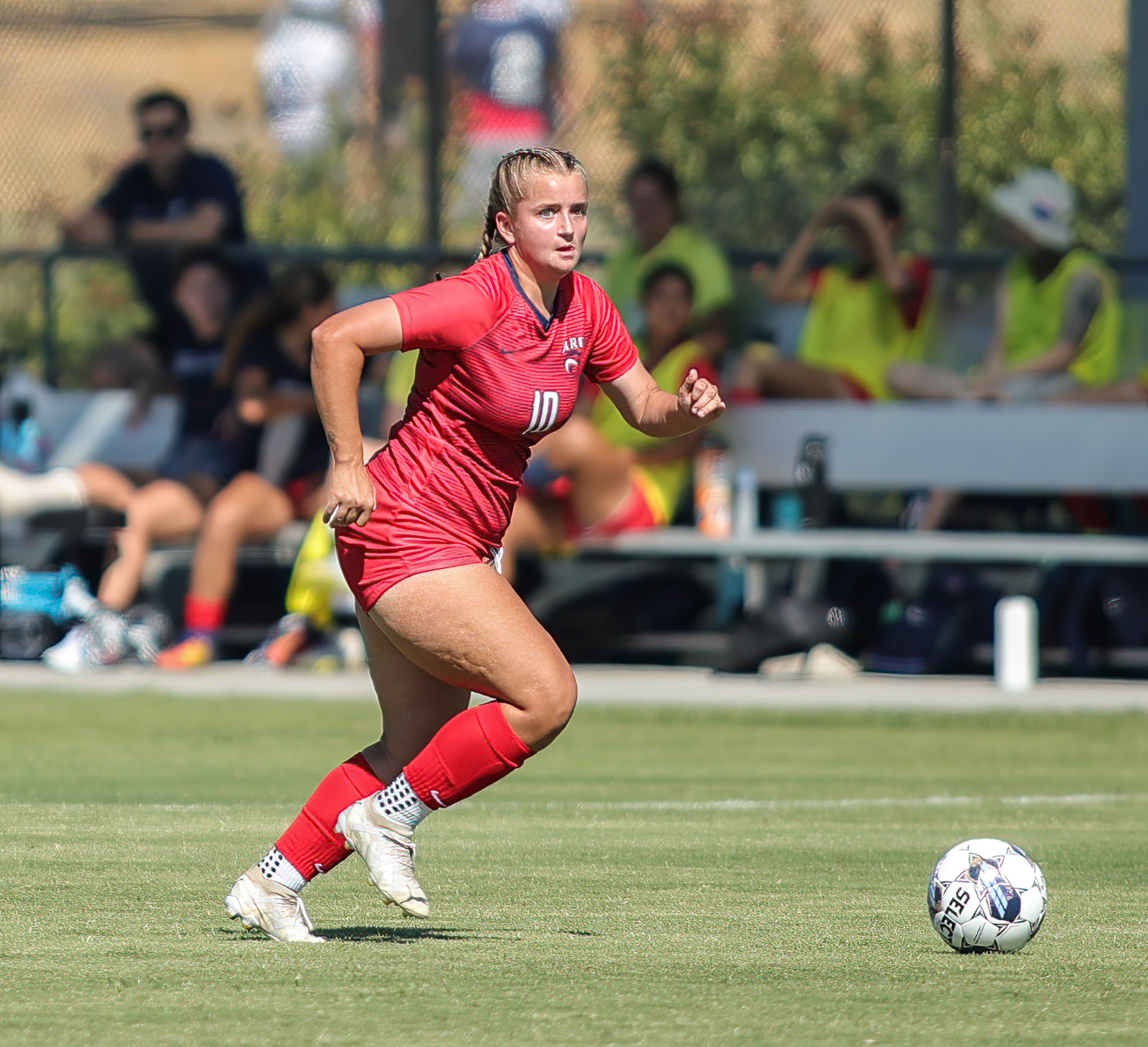Late Goal Results in Women's Soccer Loss to Modesto Junior College